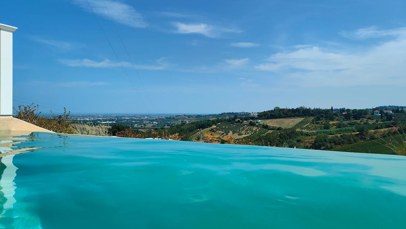 Foto di vecchia gestione Spiagge Carpineta. Prima di Casa Mirador